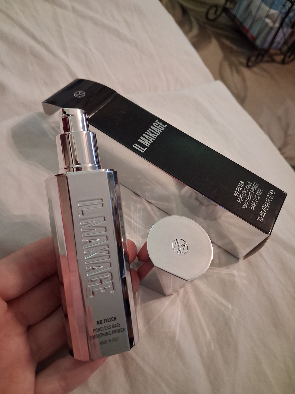 IL MAKIAGE Silver Metallic No Filter Poreless Primer Bottle